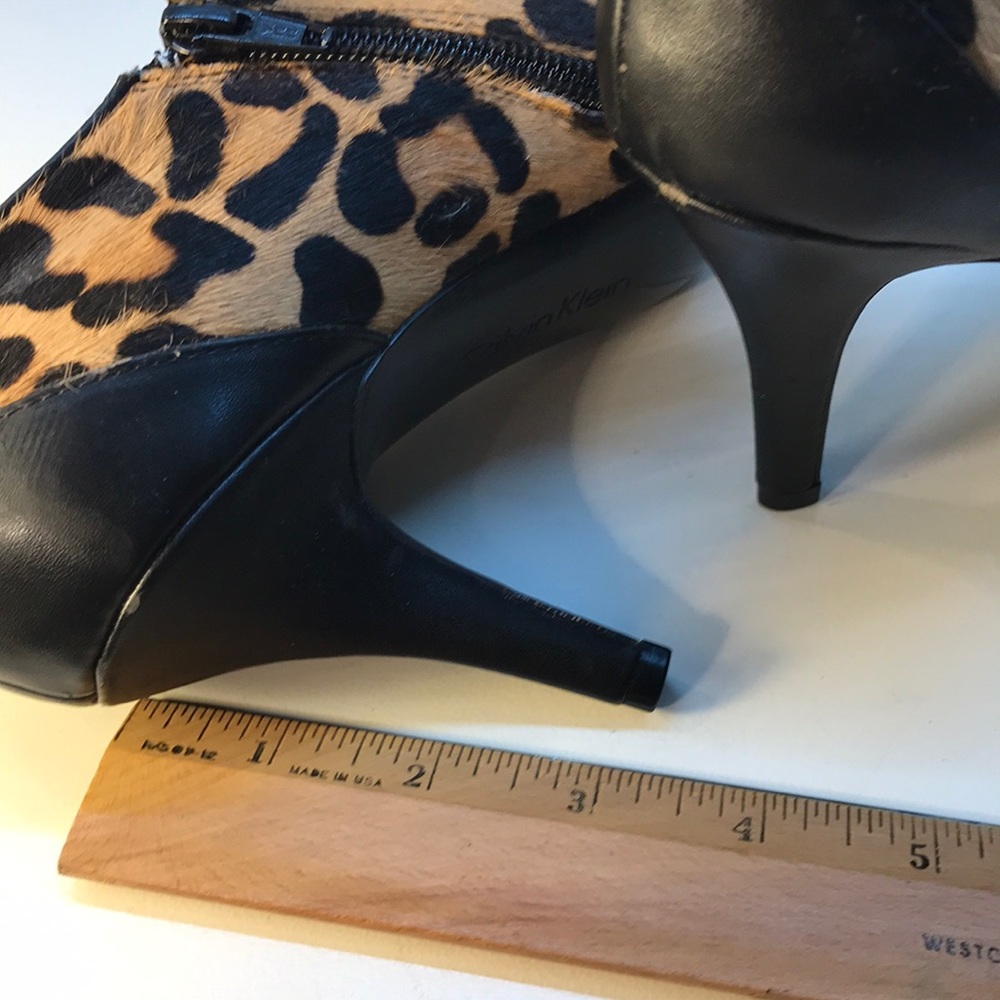 Calvin Klein Leopard Print Pointedtoe Booties Sz 9 - image 6
